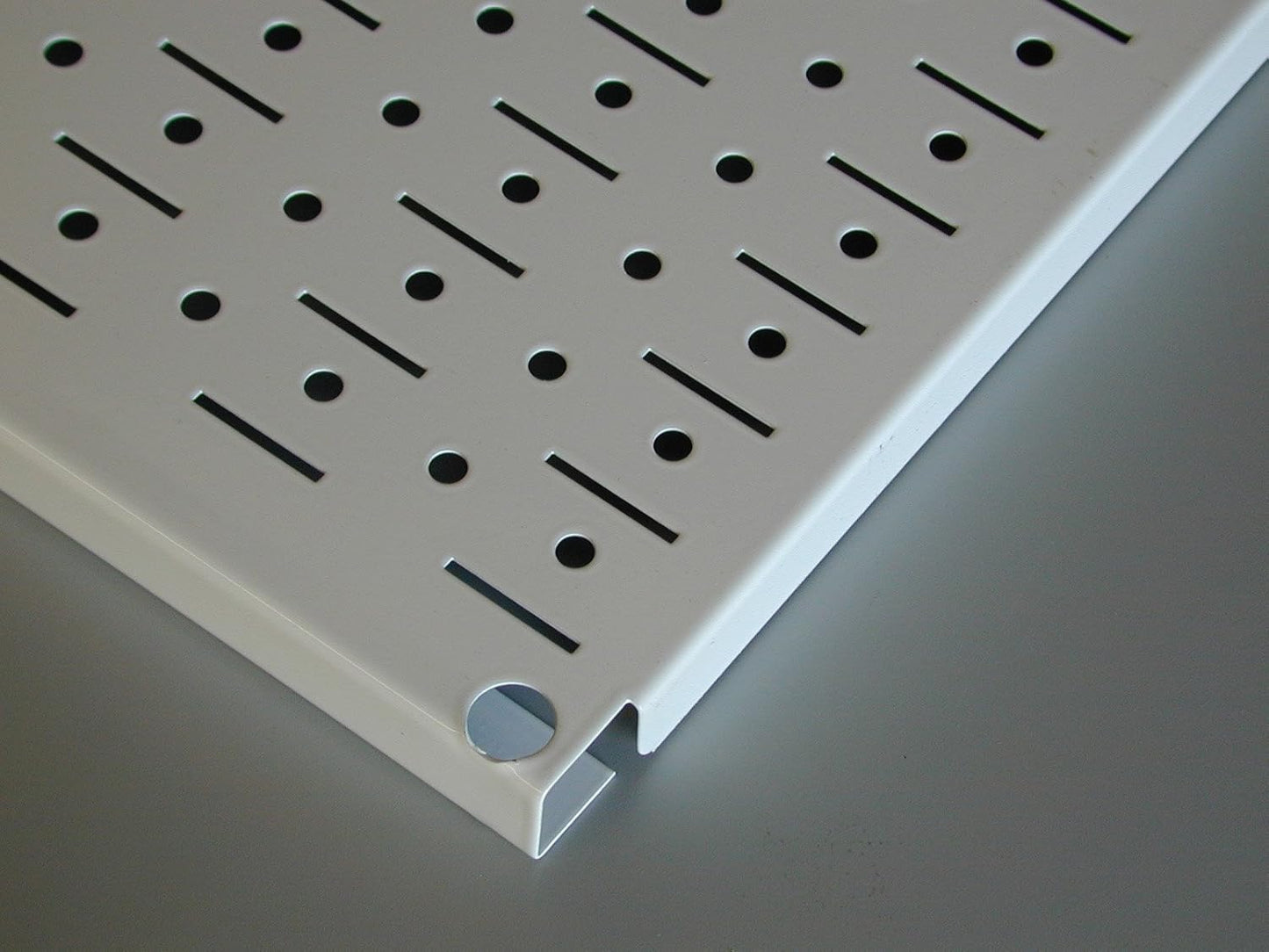 Wall Control 30-WRK-400GB Standard Workbench Metal Pegboard Tool Organizer,Gray/Black