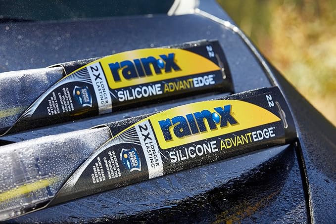 Rain-X Silicone AdvantEdge Wiper Blade 26" Windshield Wiper Blades Replacement, All-Weather Performance Lasts 2X Longer, Premium Beam, Installock Adapter for Easy Fit (Pack of 1)